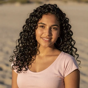 Yesenia, 24 years old from San Miguel, El Salvador - Latin bride profile